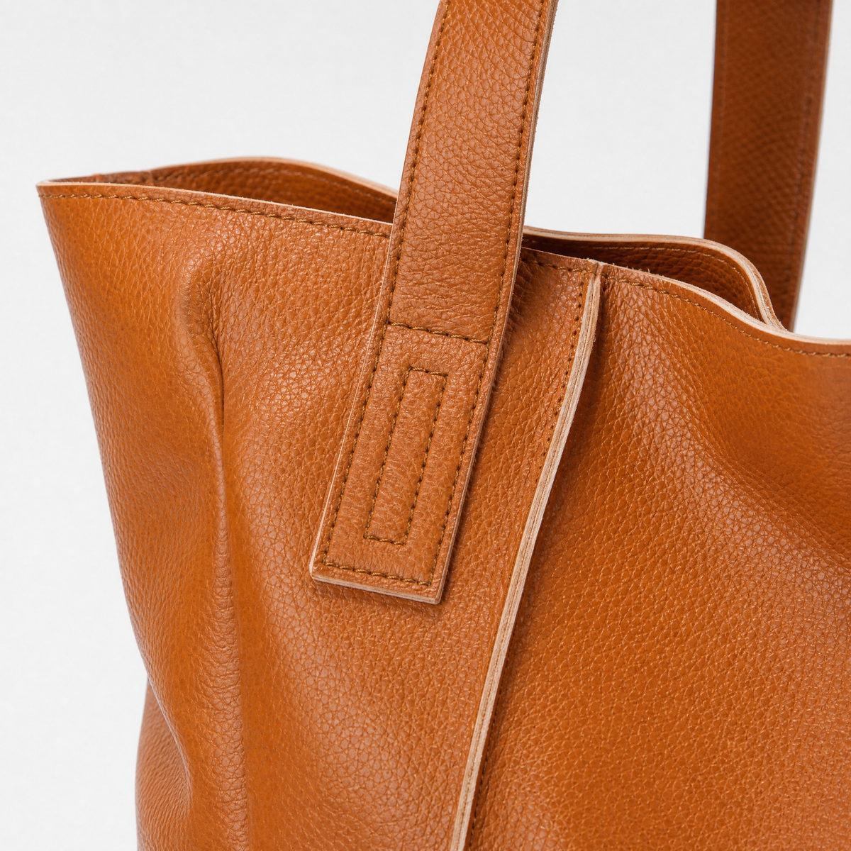 Sac Cabas Cuir Souple Grand Format, coloris Orange, detail couture et finition
