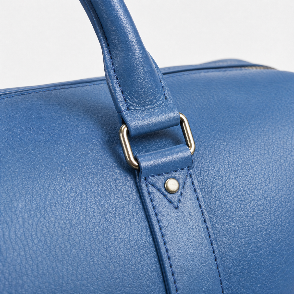 Sac en Cuir de Voyage pour Homme, coloris Bleu, detail couture et finition