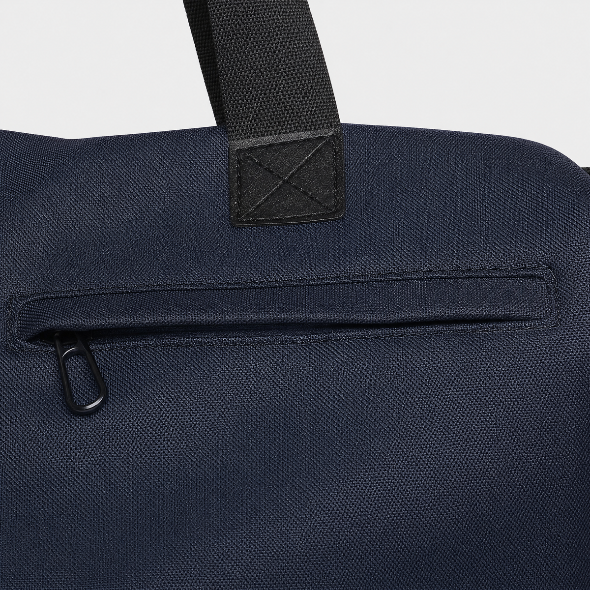 Sac de Voyage Etanche, coloris Bleu, detail couture et finition