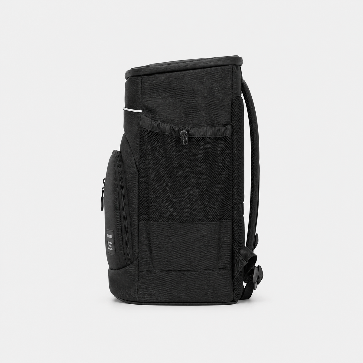 Sac à Dos Isotherme 30L, coloris Noir, vue de profil