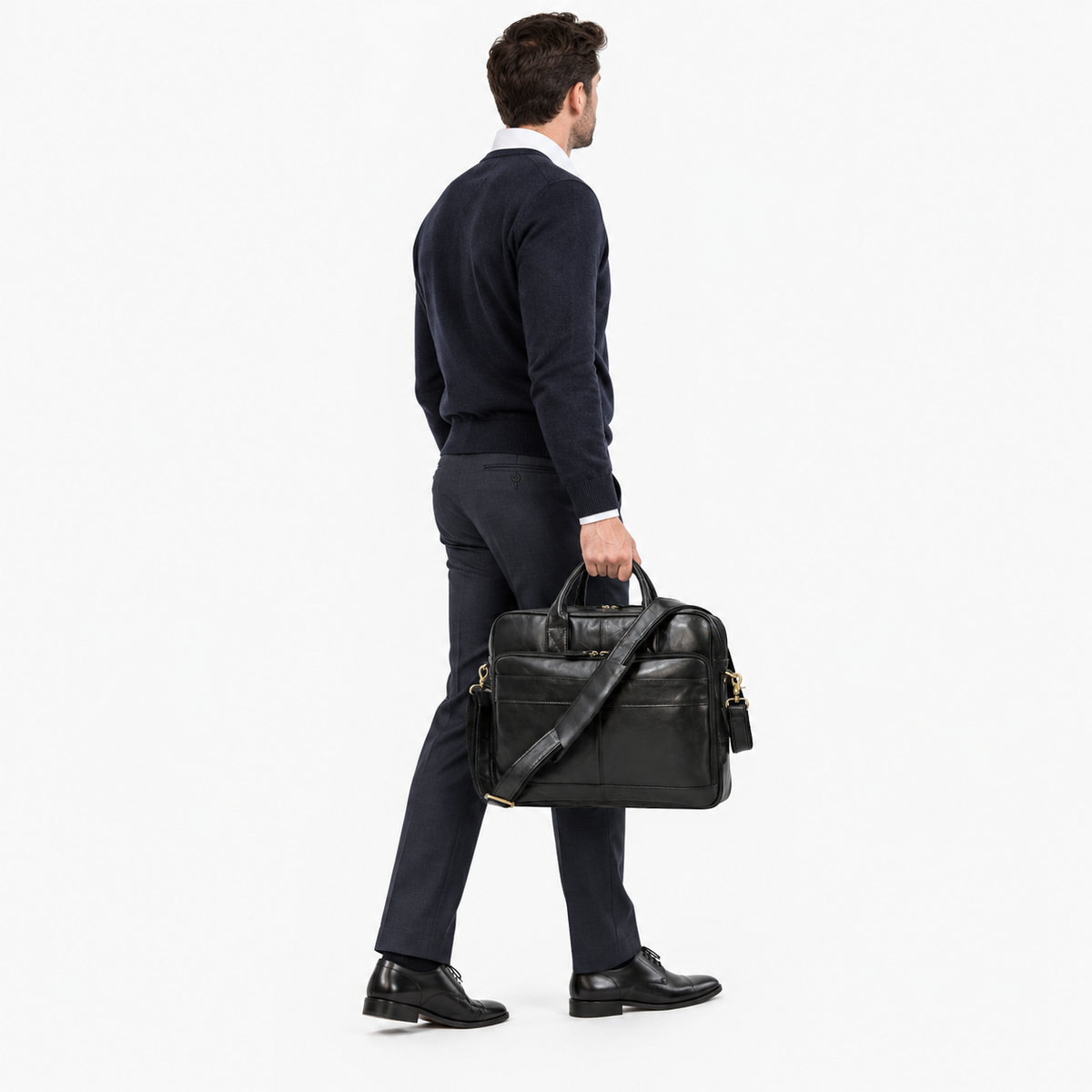 Sac pour Ordinateur Homme, coloris Noir (40 cm), porté par un mannequin