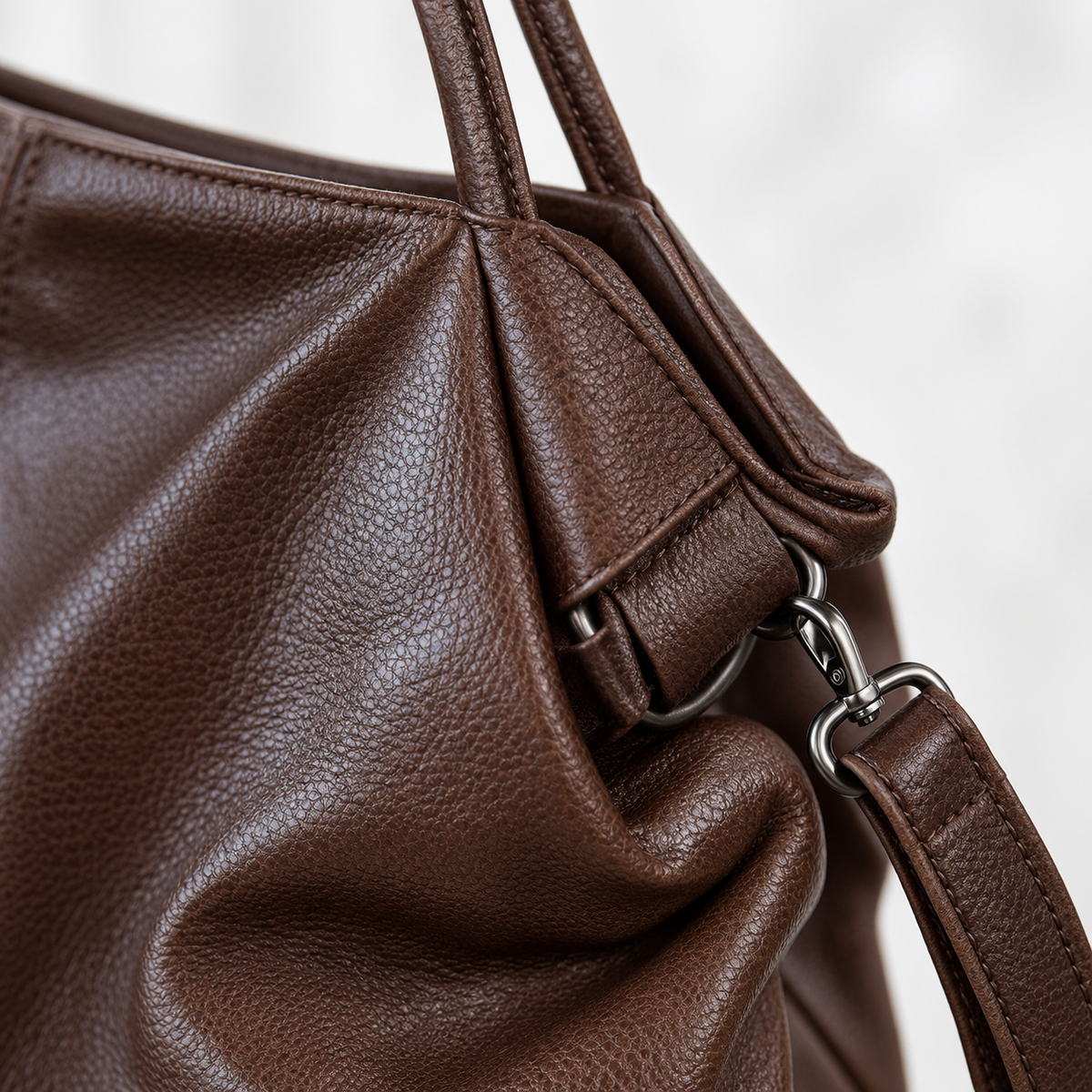 Sac Fourre Tout Femme, coloris Café, détail