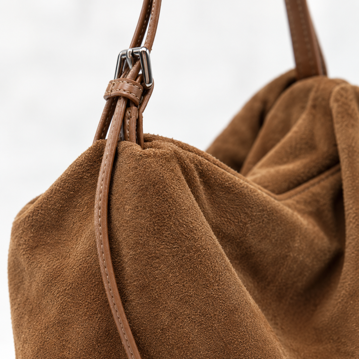 Sac en Daim, coloris Marron, détail
